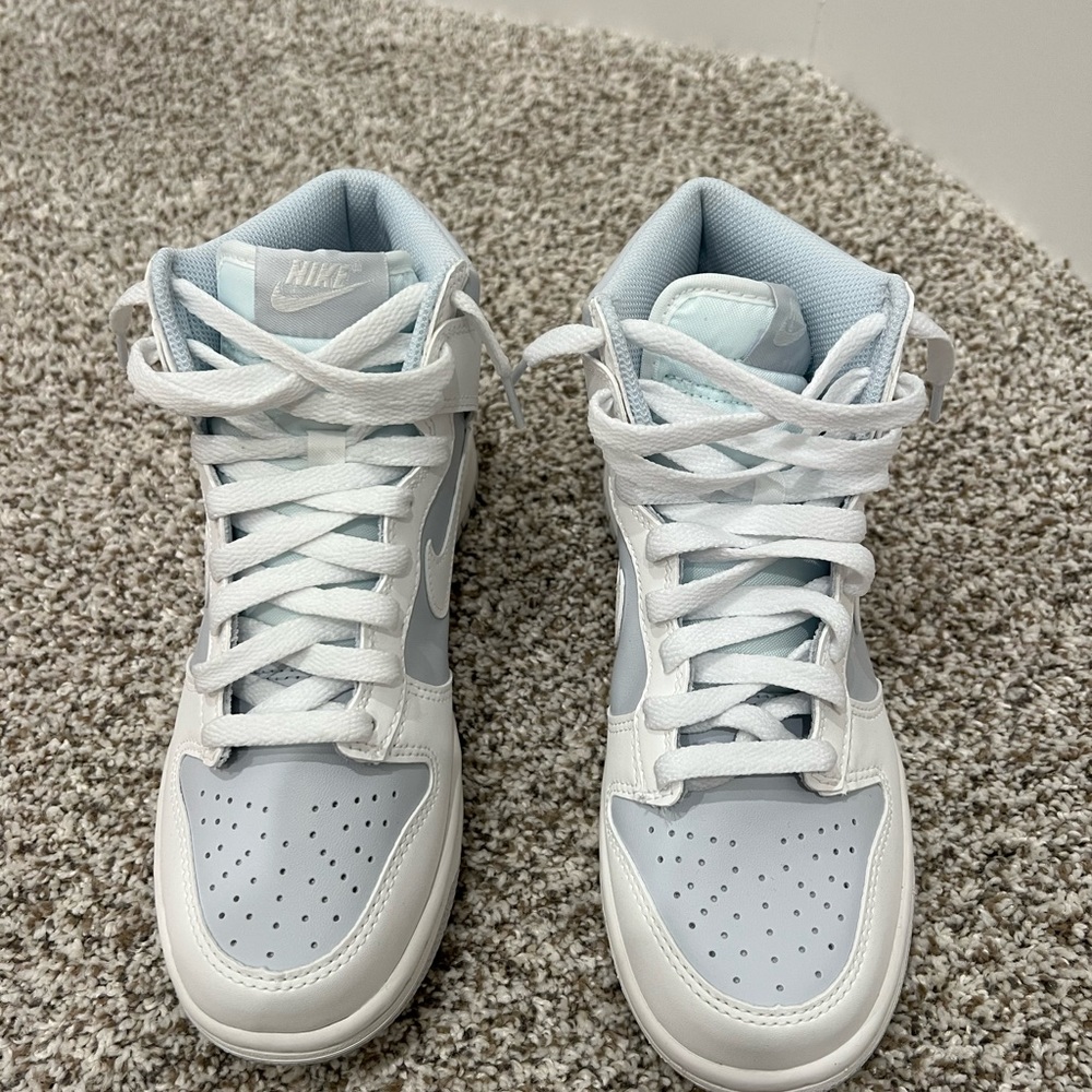 Nike Dunk Highs - Picture 4 of 6